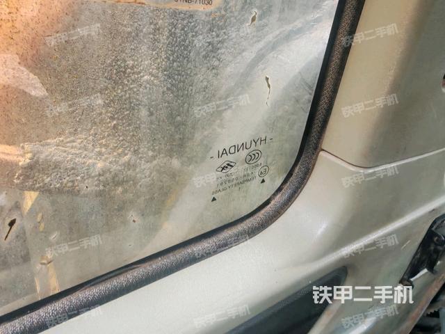 駕駛室正側(cè)（駕駛室部分）