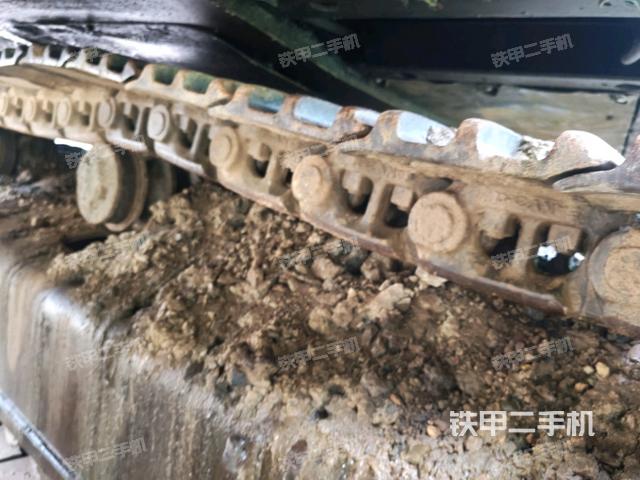 左側(cè)行走馬達(dá)蓋板（行走機(jī)構(gòu)）