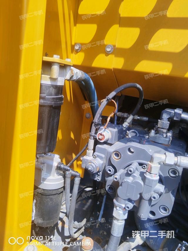 液壓泵斜45?左（大件艙室）