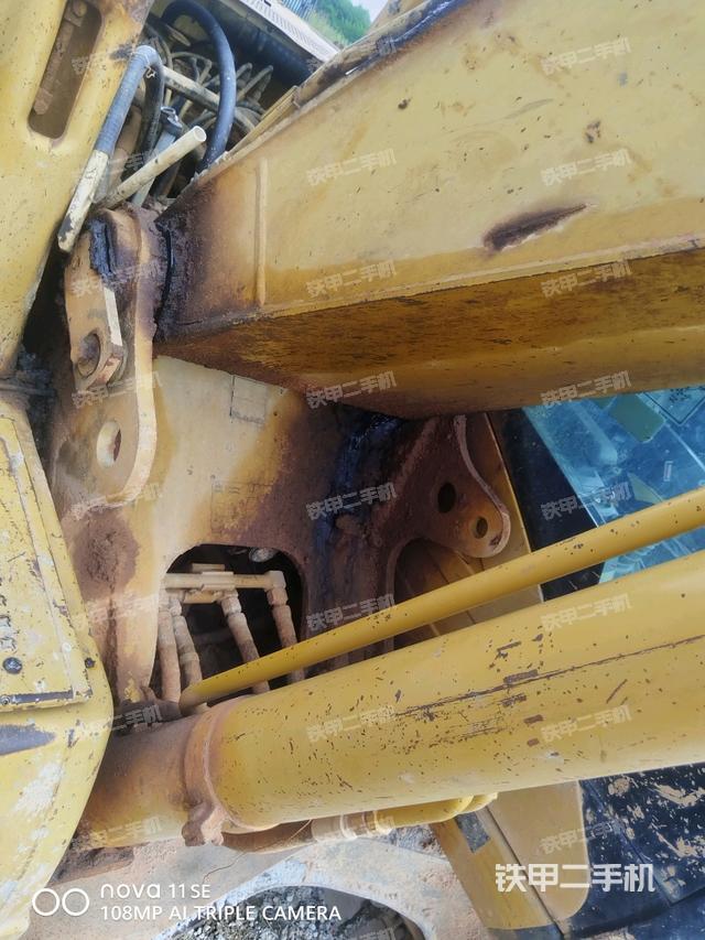 小臂整體左后（工作和回轉(zhuǎn)裝置）