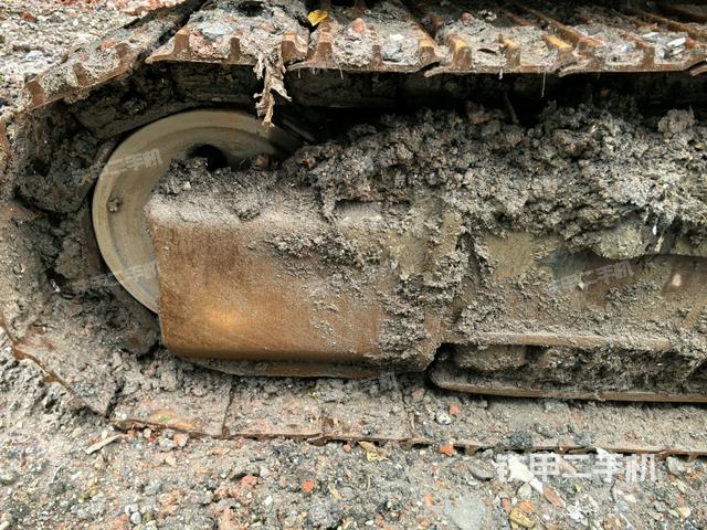 右導(dǎo)向輪（行走機(jī)構(gòu)）