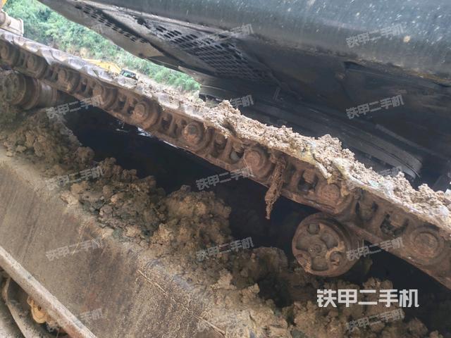 右側(cè)行走馬達蓋板（行走機構(gòu)）