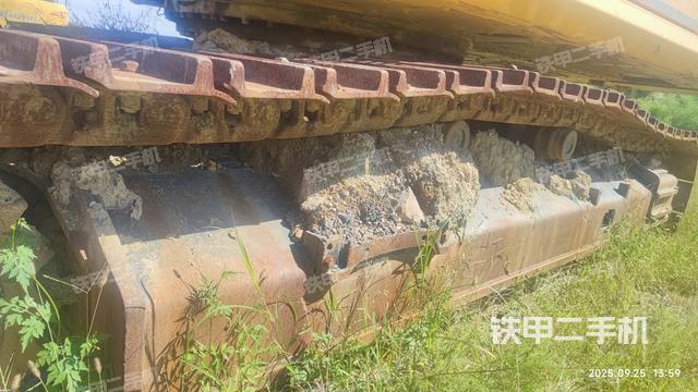 单侧履带整体（整机外观）