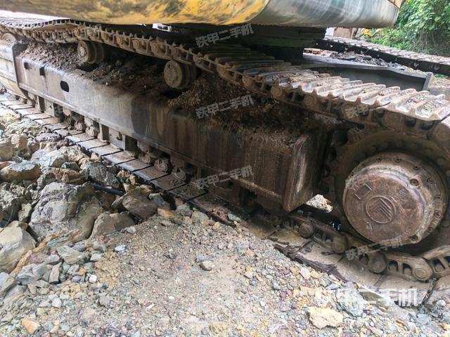 左側(cè)履帶整體?（行走機(jī)構(gòu)）