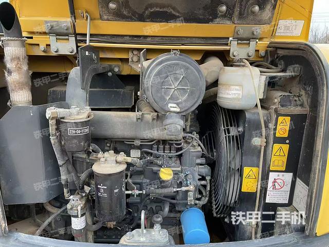 发动机整体俯视（整机外观）