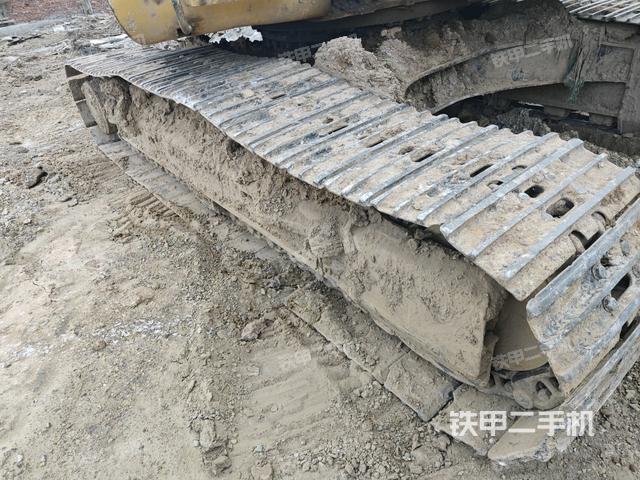 左側(cè)履帶整體?（行走機構(gòu)）