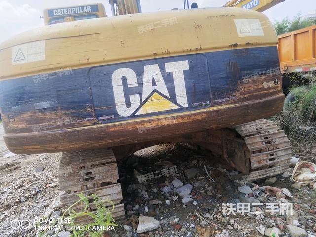 大臂油缸整體?豎拍（工作和回轉(zhuǎn)裝置）