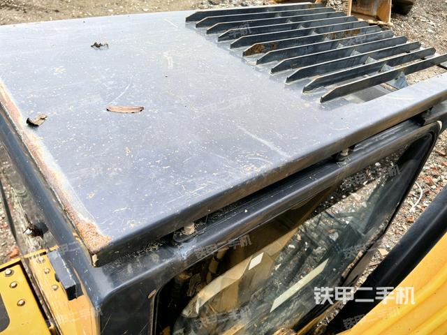 鏟斗右后整體（工作和回轉(zhuǎn)裝置）