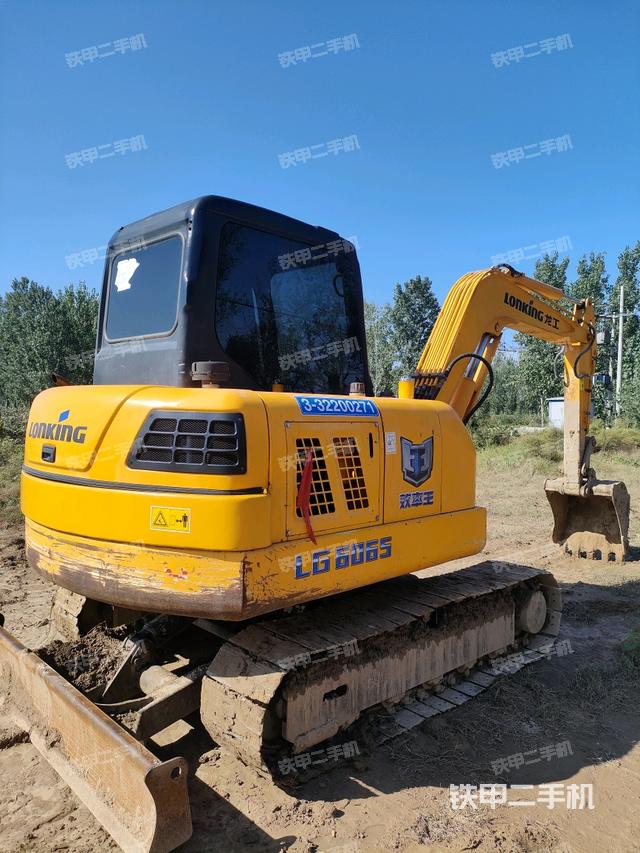 整機右后45°（整機外觀）