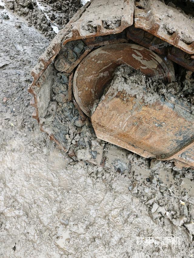 左托鏈輪和鏈筋（行走機構(gòu)）