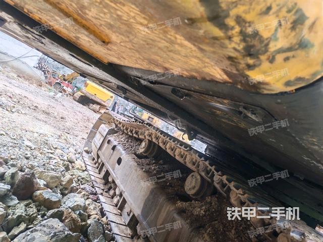 右側(cè)行走馬達(dá)蓋板（行走機(jī)構(gòu)）