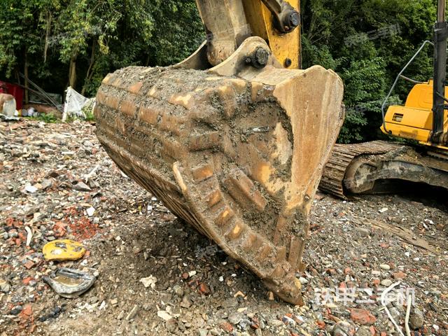 鏟斗45度（工作和回轉(zhuǎn)裝置）