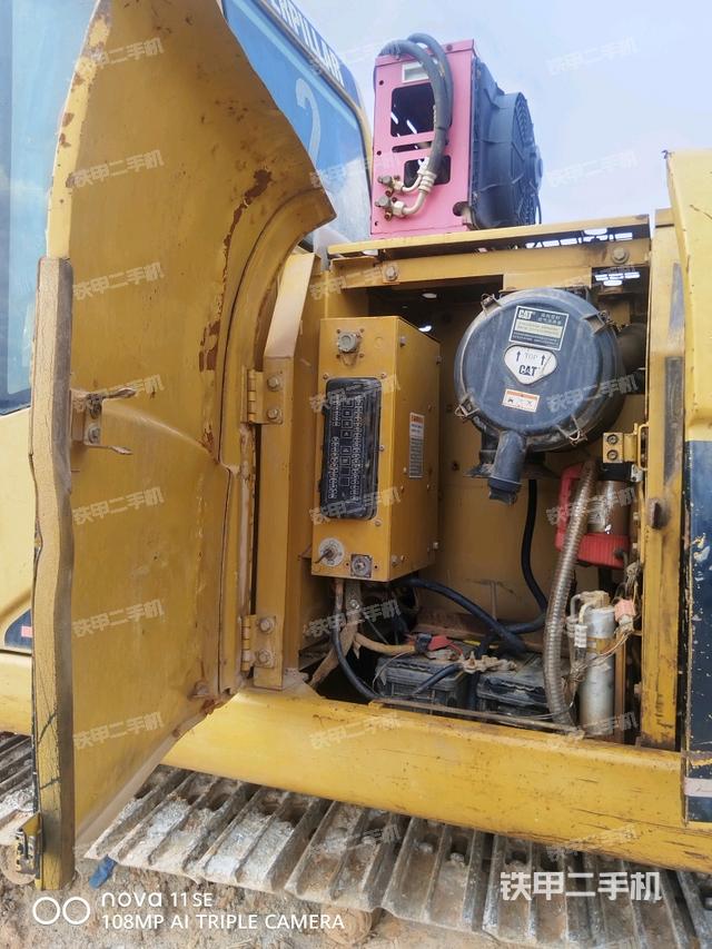 液壓泵斜45?左（大件艙室）