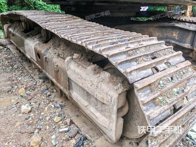 右側(cè)履帶整體（行走機(jī)構(gòu)）