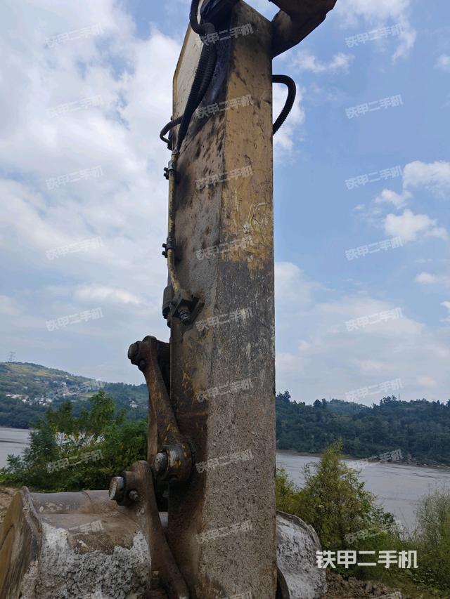 小臂整體左后（工作和回轉(zhuǎn)裝置）