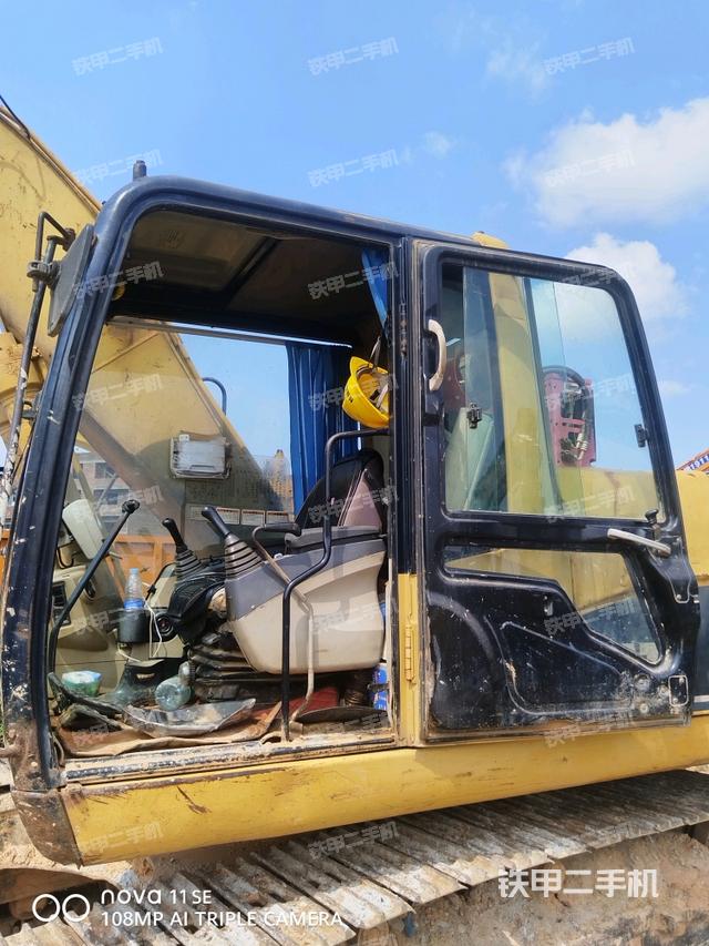 座椅后部（駕駛室部分）