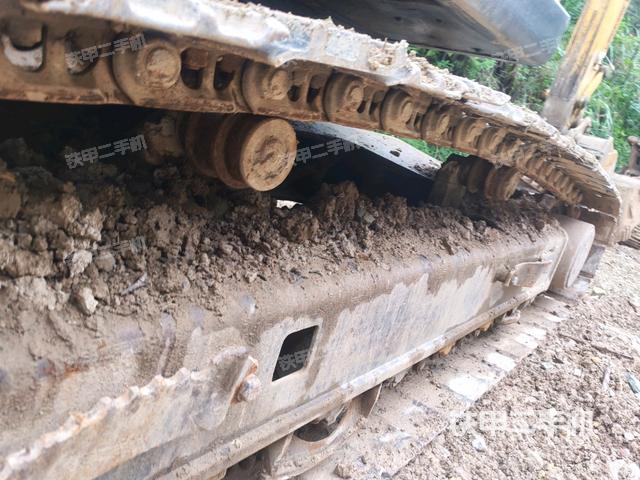 左側(cè)行走馬達蓋板（行走機構(gòu)）