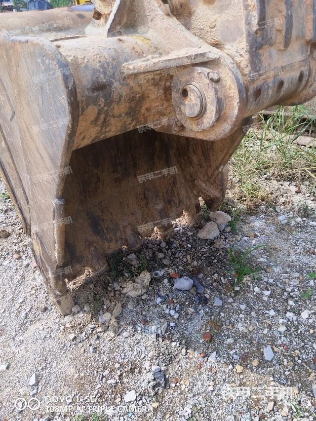 大臂根部?斜視（工作和回轉(zhuǎn)裝置）