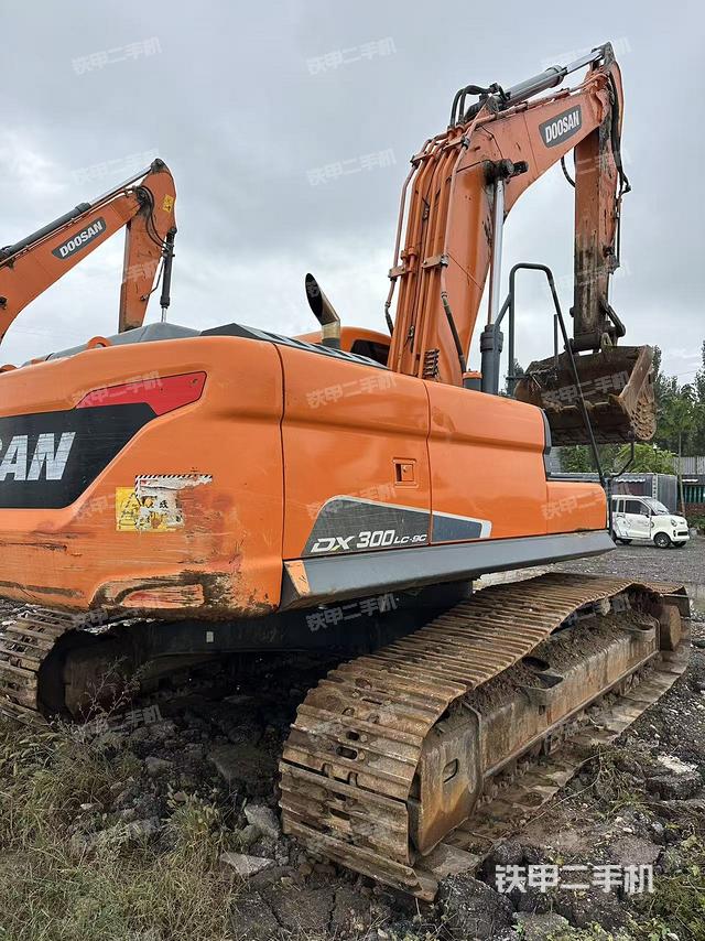 整機(jī)右后45°（整機(jī)外觀）