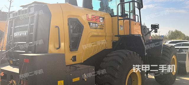 发动机右侧（整机外观及大件）