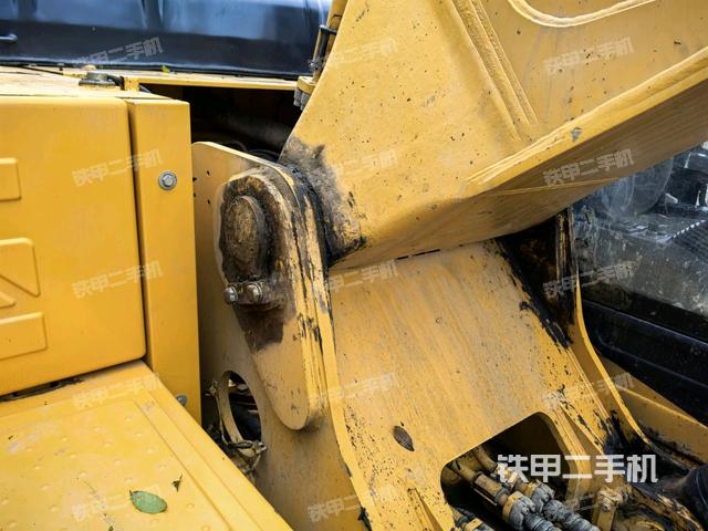 大臂根部?斜視（工作和回轉(zhuǎn)裝置）