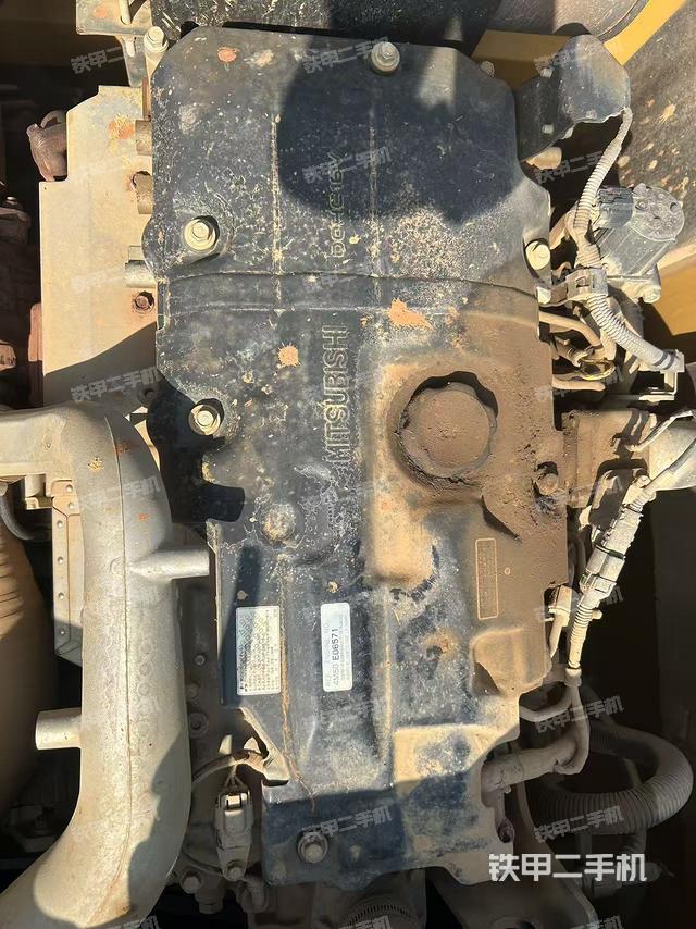 發(fā)動(dòng)機(jī)整體俯視（整機(jī)外觀）