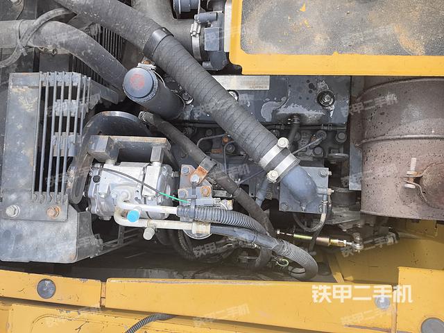 發(fā)動(dòng)機(jī)整體俯視(整機(jī)外觀) 發(fā)動(dòng)機(jī)整體俯視(整機(jī)外觀)