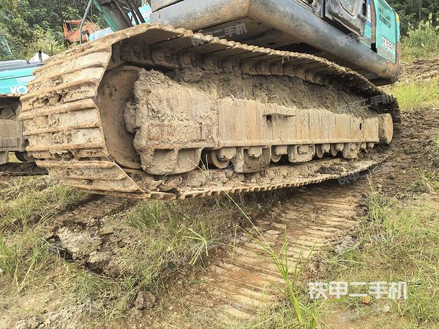 單側(cè)履帶整體（整機(jī)外觀）