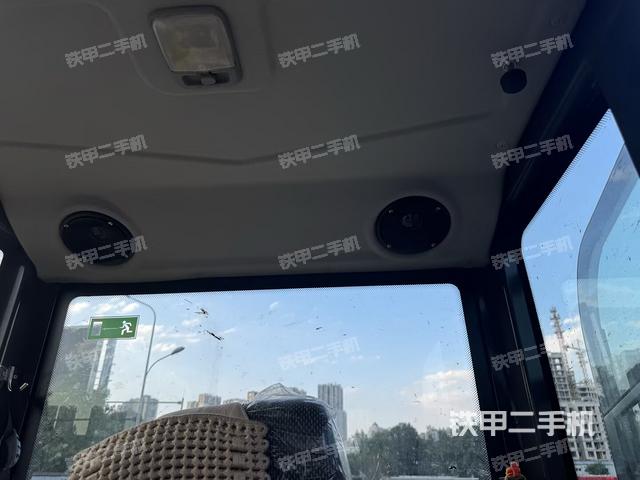 座椅后部（駕駛室部分）