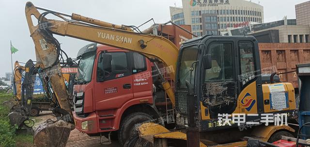 整机右后45°（整机外观）