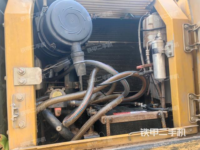 散熱器正面（大件艙室）