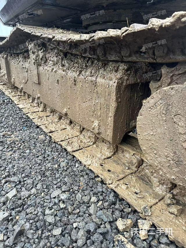 單側(cè)履帶整體（整機(jī)外觀）