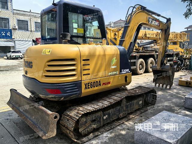 整機(jī)右后45°（整機(jī)外觀）