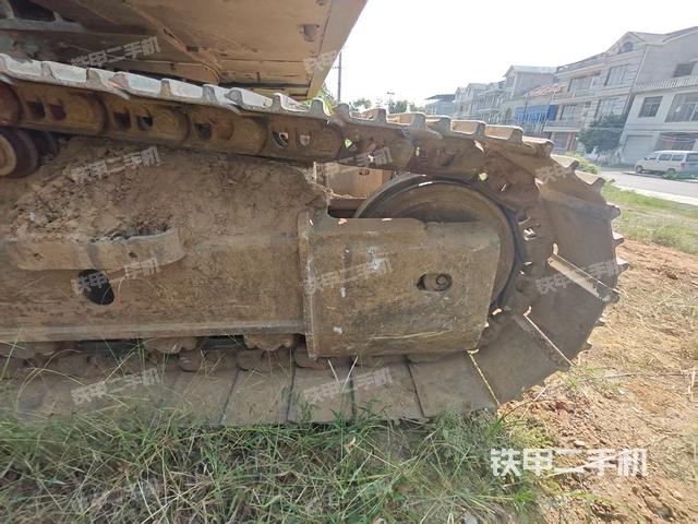 右側(cè)履帶整體（行走機(jī)構(gòu)）