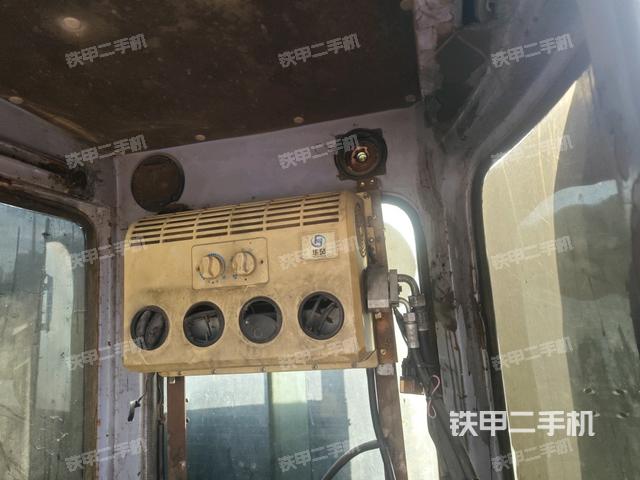 座椅后部（駕駛室部分）