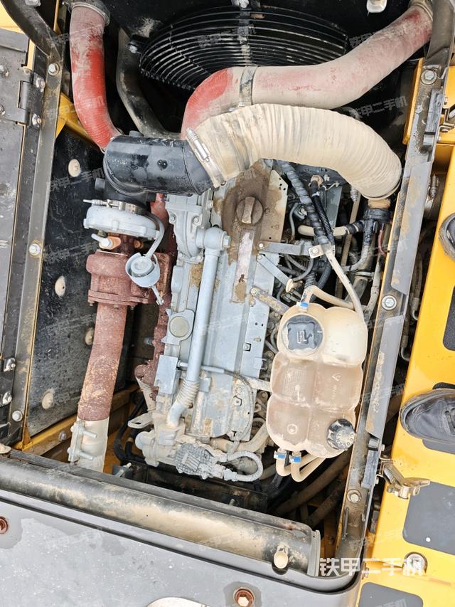 發(fā)動機室（上車部件）