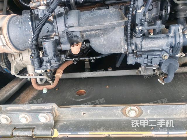 氣門室蓋螺絲特寫（上車部件）