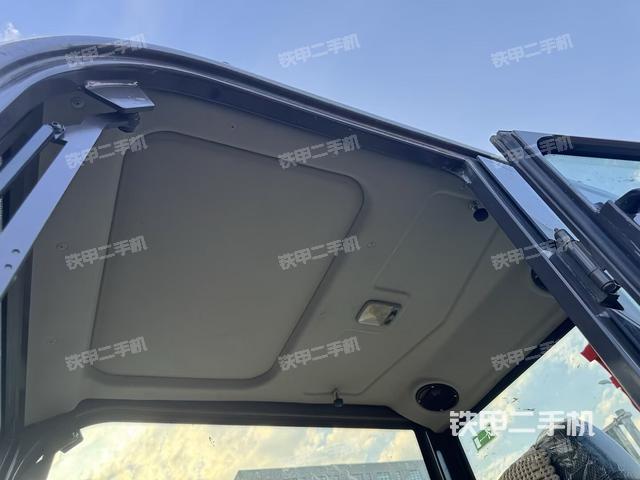 頂棚整體（駕駛室部分）