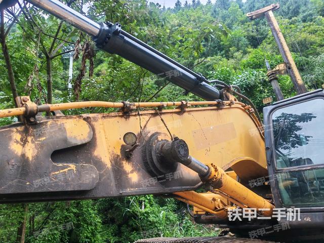 小臂整體右前（工作和回轉(zhuǎn)裝置）