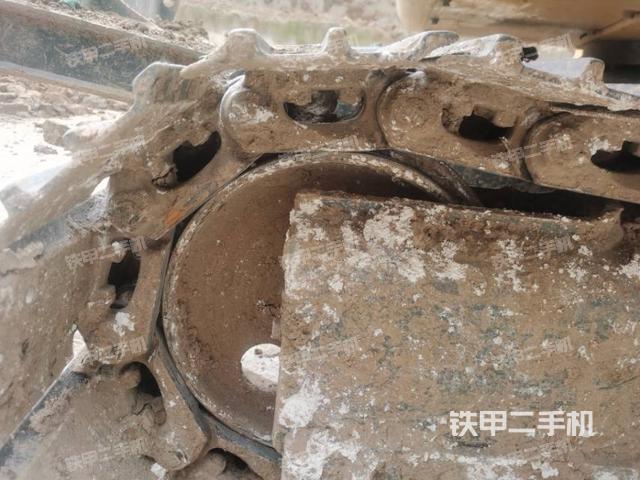 单侧履带整体（整机外观）