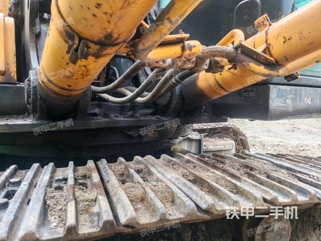 大臂油缸整體?豎拍（工作和回轉(zhuǎn)裝置）