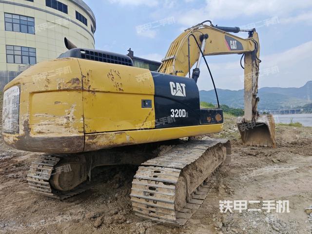 右后45（整機外觀）