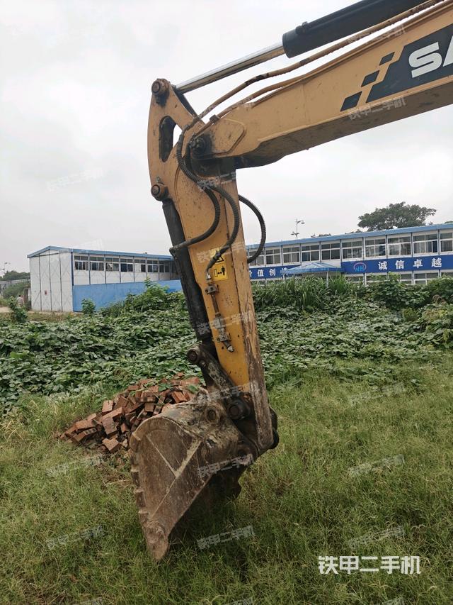 小臂整體左后（工作和回轉(zhuǎn)裝置）