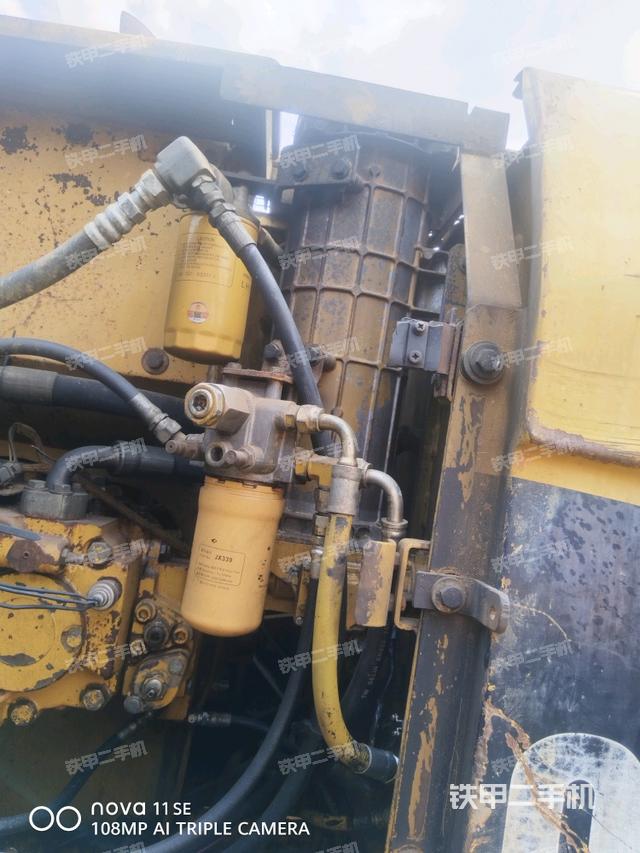 電瓶（大件艙室）