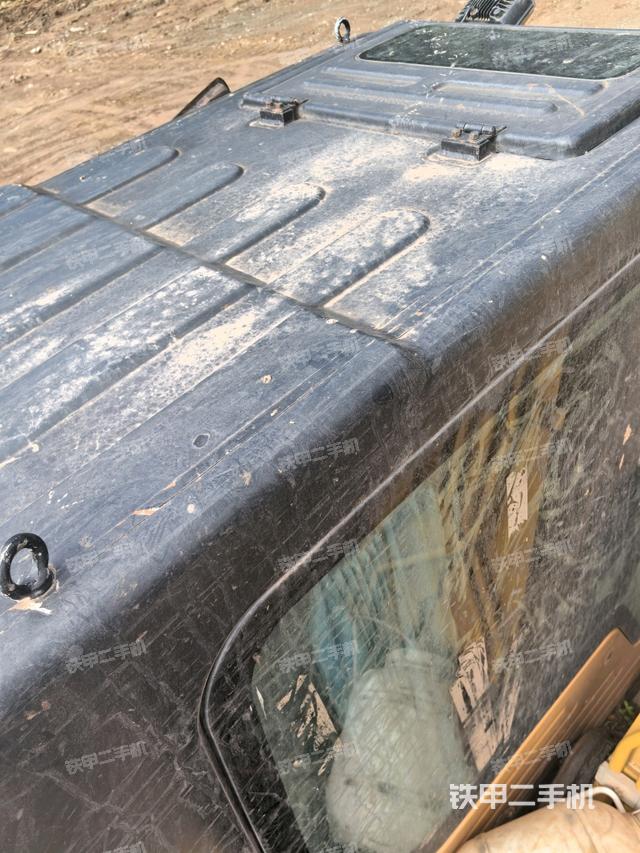 駕駛室頂部俯視（上車部件）