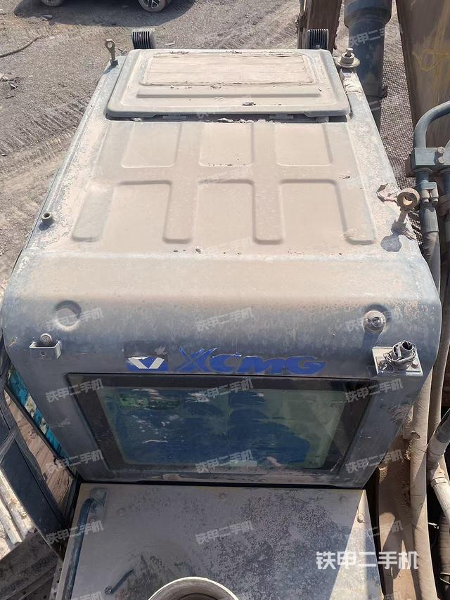 駕駛室頂部（整機(jī)外觀）