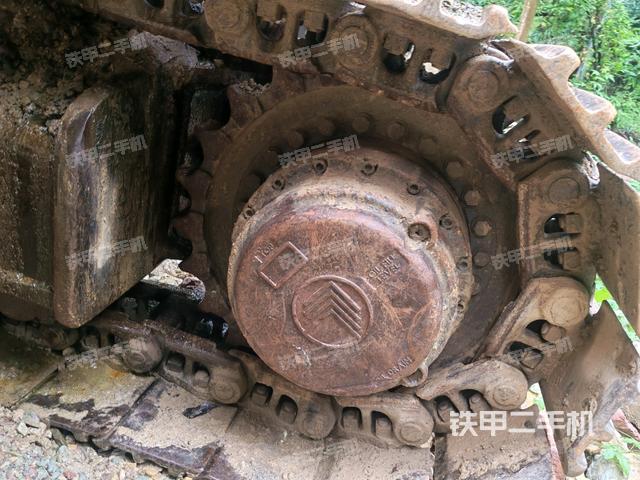 左驅(qū)動(dòng)輪（行走機(jī)構(gòu)）