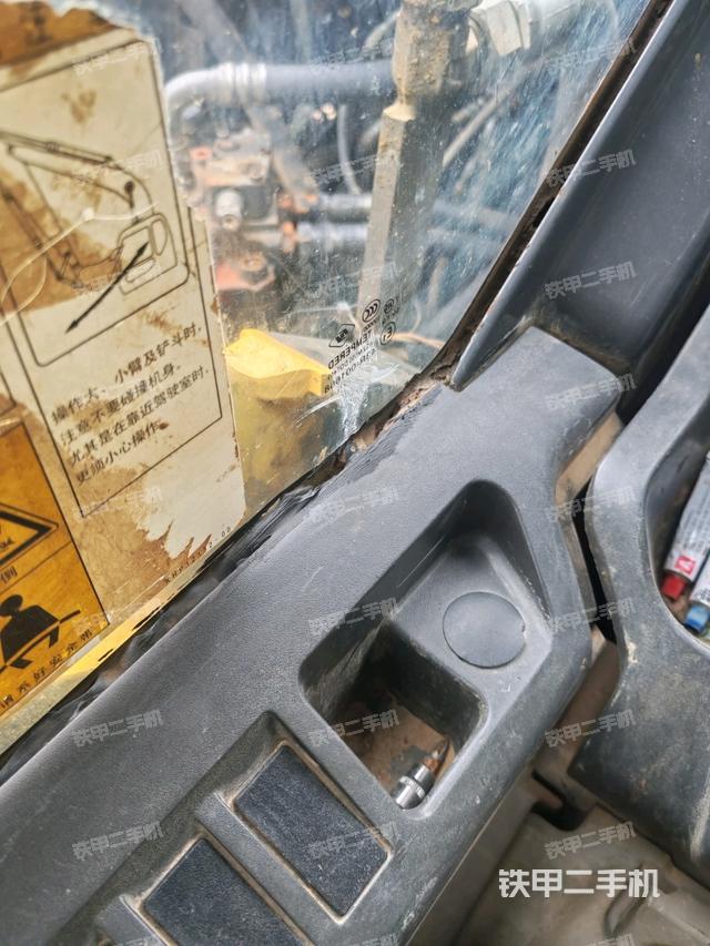 頂棚整體（駕駛室部分）