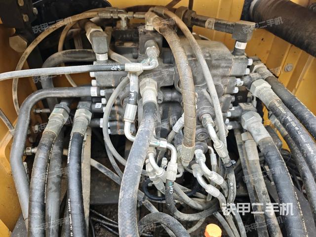 分配閥（上車部件）