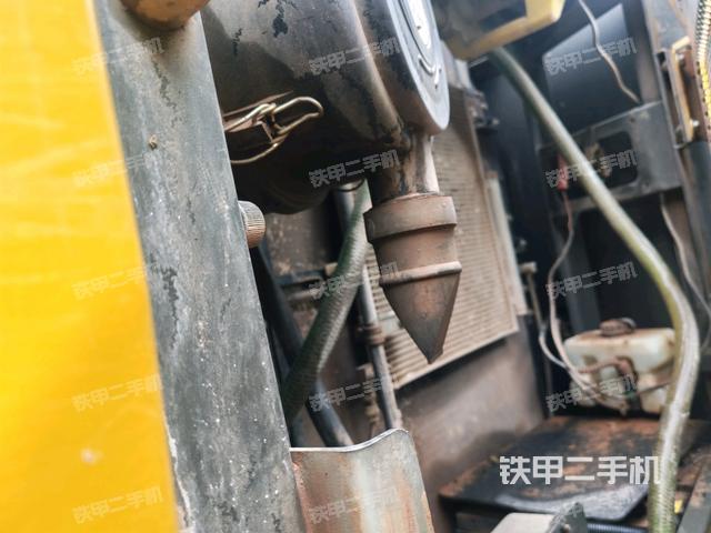 散熱器正面（大件艙室）